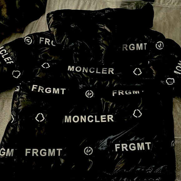 Monclair for cheap just don’t want it no more don’t fit me - Picture 2 of 5